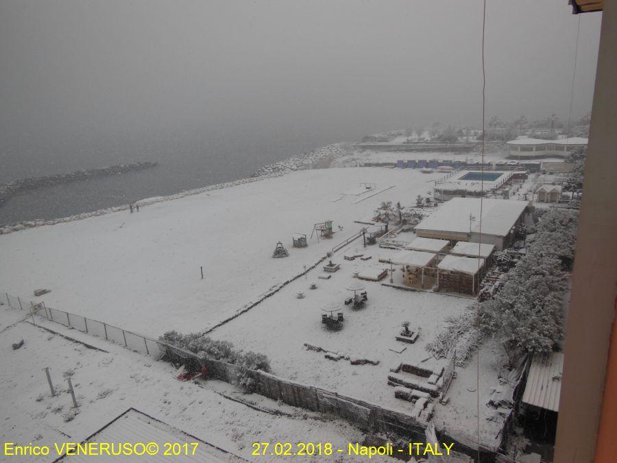 Spiaggia di Bagnoli  innevata - 2.jpg